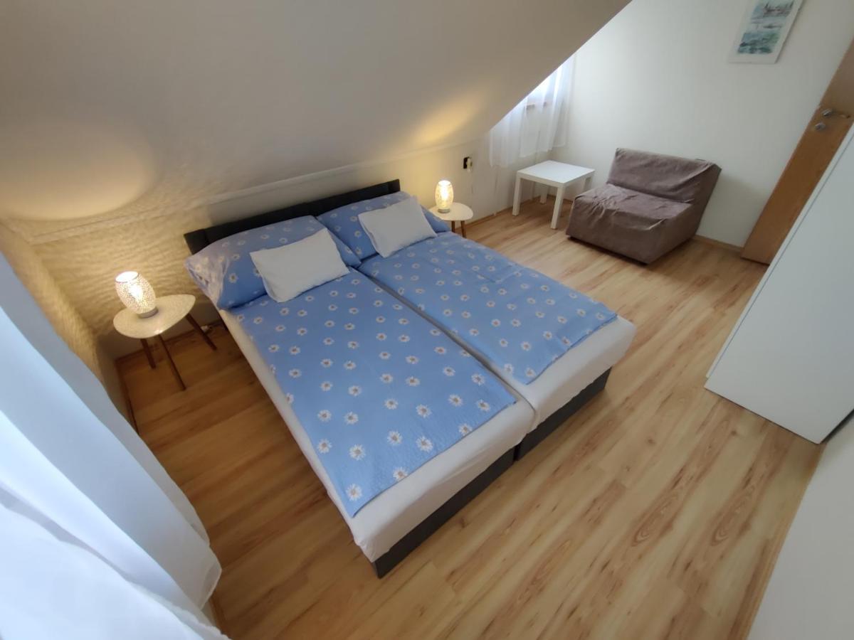 Bertalan Apartman Vonyarcvashegy Exterior photo